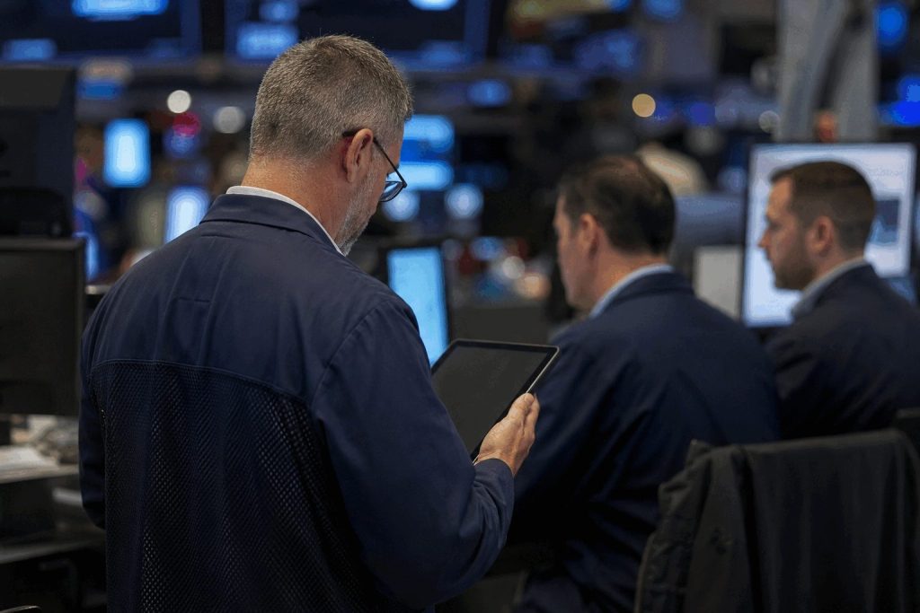 VIX Holds at 14.56 Despite 6% Oil Jolt as Analysts Flag Increased Tail Risk VIX Holds at 14.56 Despite 6% Oil Jolt as Analysts Flag Increased Tail Risk