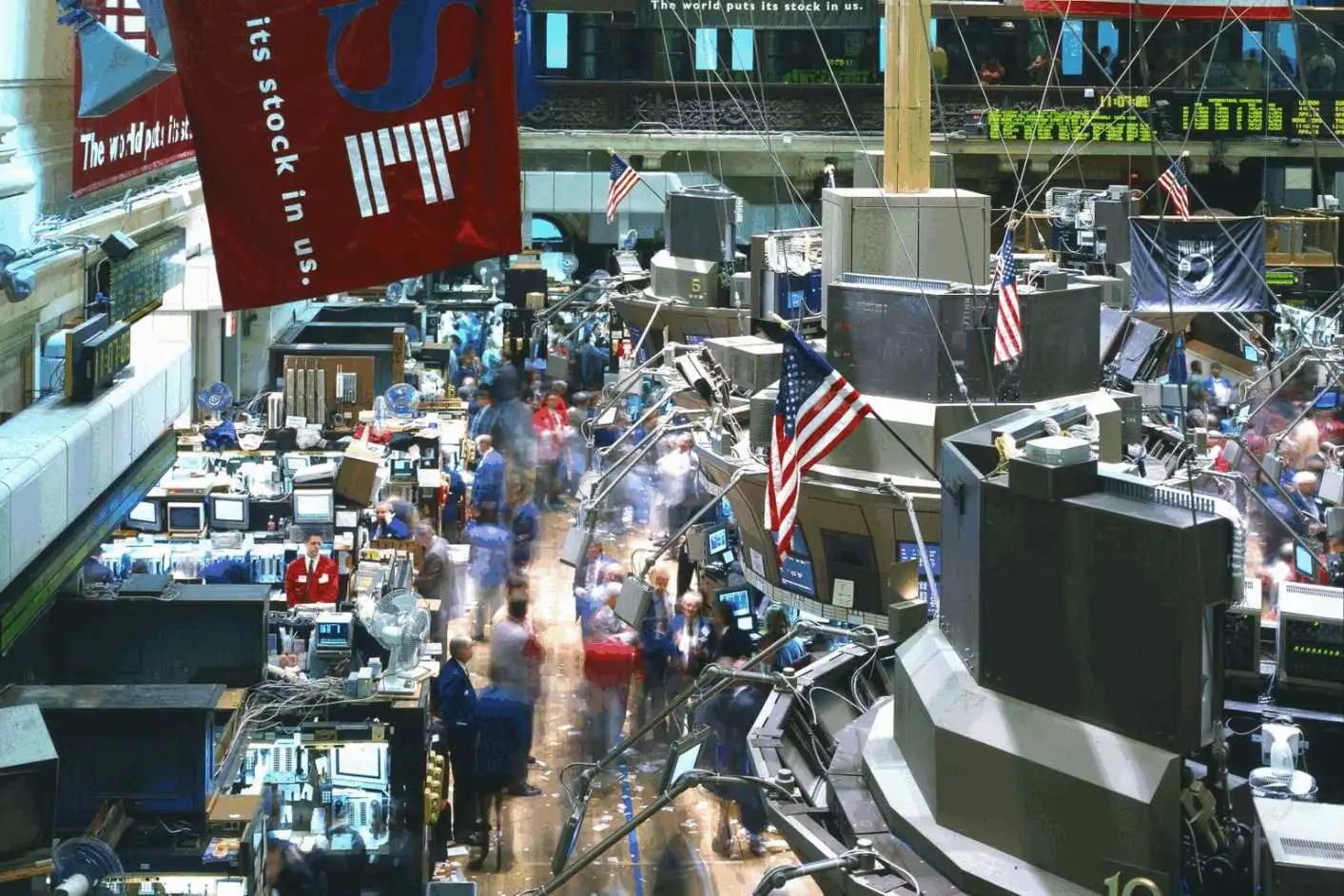 Wall Street falls as investors react to oil price surge, August 31, 2026, 10:00 ET Wall Street falls as investors react to oil price surge, August 31, 2026, 10:00 ET