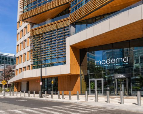Wall Street Targets Trail Moderna as Cancer-Vaccine Surge Continues