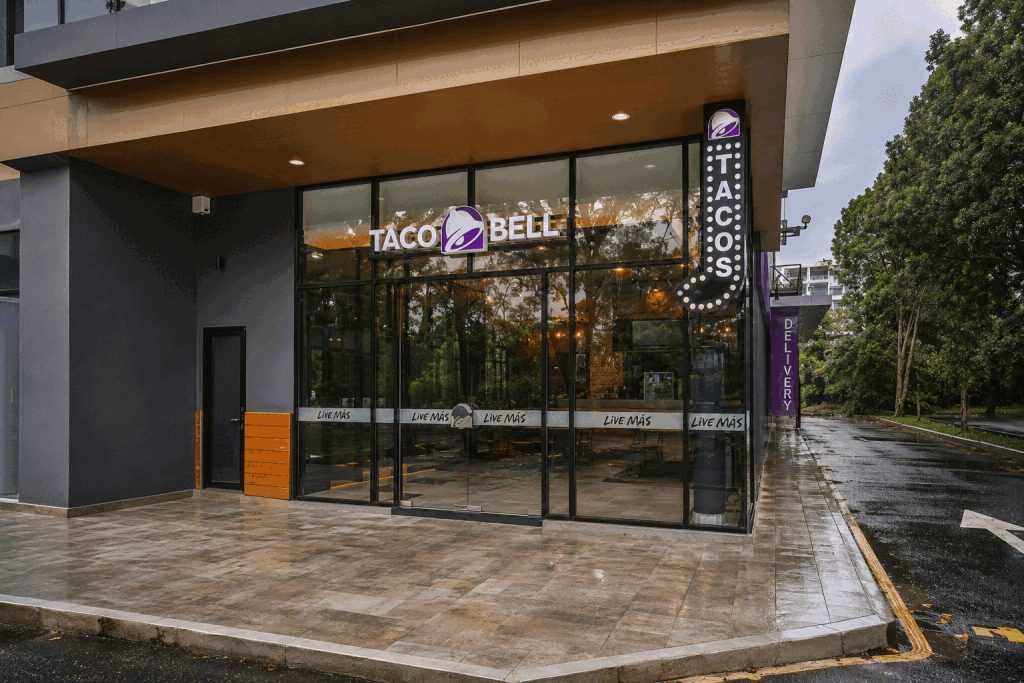 Yum Shares Hold 17% Analyst Upside as Taco Bell Faces Cyclospora Recovery Challenge
