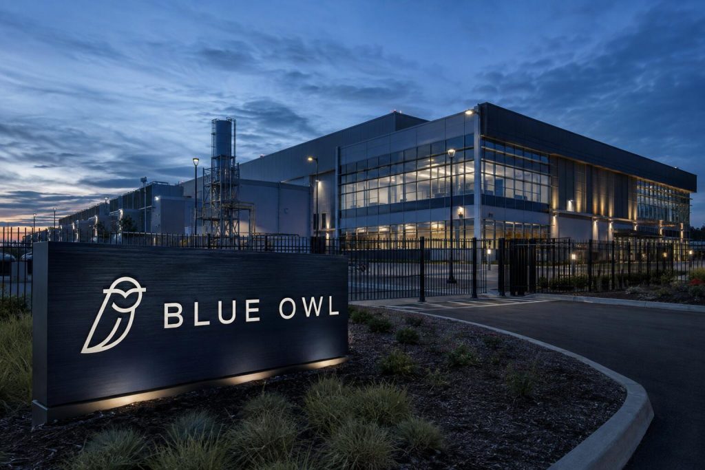 Blue Owl Stock Slips 0.8% as $6.5 Billion Data-Center REIT Plan Tests Fee Math Blue Owl Stock Slips 0.8% as $6.5 Billion Data-Center REIT Plan Tests Fee Math
