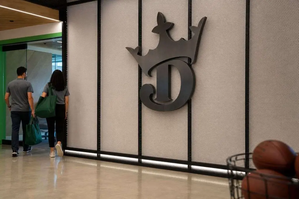 DraftKings Shares Recover 3.3% as $200 Incentive Faces Promotion Payout Scrutiny