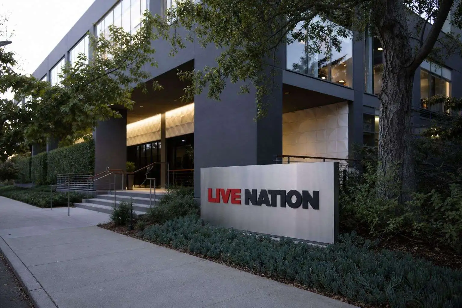 Live Nation up 1.3% as venue pipeline impacts margin mix