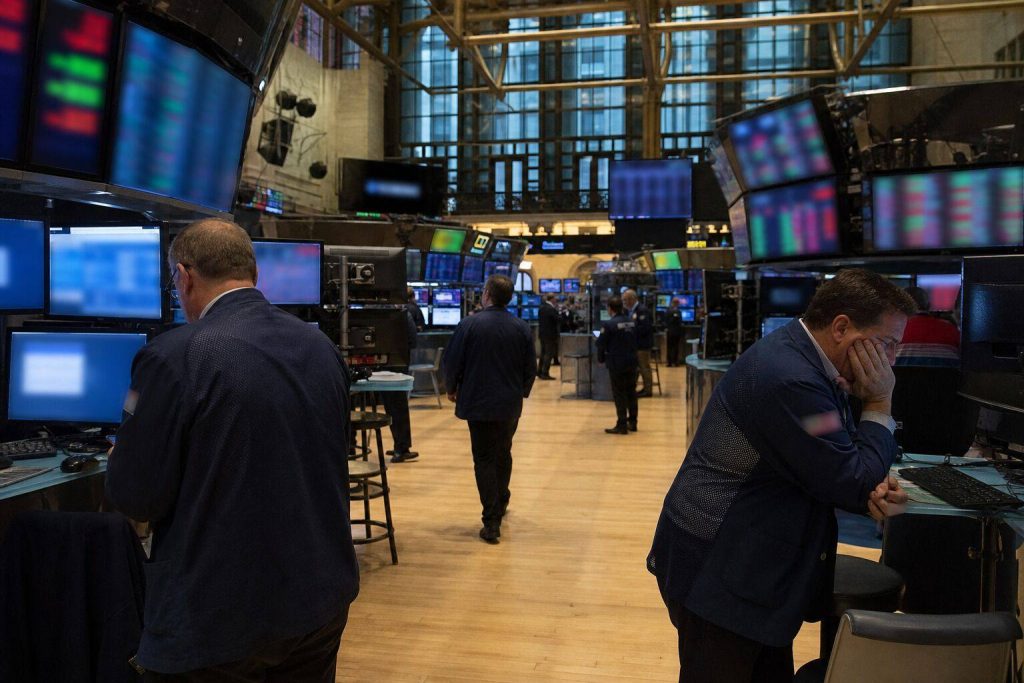 Nasdaq Closes Down 1% as Rising Oil Prices Add Pressure on Rates