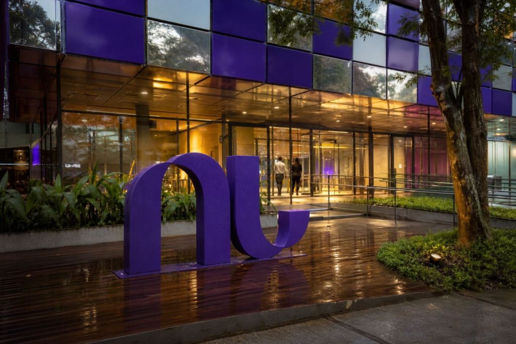 Nu Holdings Shares Edge Down 0.6% While 33% ROE Raises Questions Over $70 Billion Valuation Nu Holdings Shares Edge Down 0.6% While 33% ROE Raises Questions Over $70 Billion Valuation