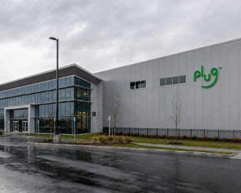 Plug Power Shares See 30 Million Traded, Liquidity Covers 2.7 Quarters of Average Outflow
