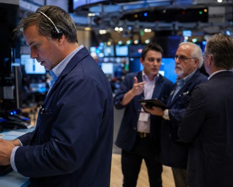 Nasdaq Rises 1.4% as Lower Yields Counteract $91 Oil Pressure