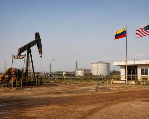 Venezuela Faces $100 Billion Cost in Effort to Unlock 65 Billion-Barrel Oil Deal